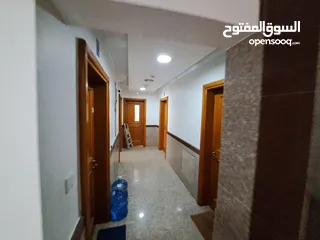  4 شقه للايجار الموالح/Apartment for rent Al Mawaleh