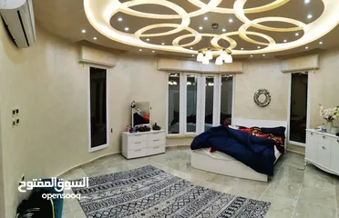  16 فيلا جديدة لم تسكن بسعر مميزا