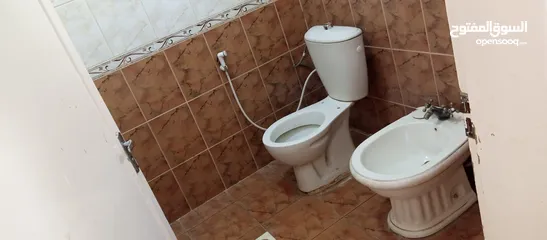  3 منزل مستقل للايجار في المزيريب بني كنانة الشارع الرئيسي