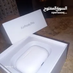  6 Airpods pro2 second generation
