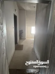  24 شقة عظم مقطعة للبيع