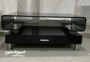  4 Used table