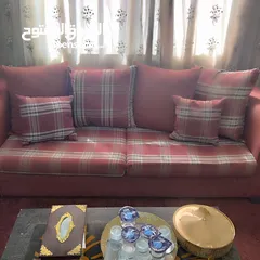  1 طقم كنب مطلوب فيه 70 دينار