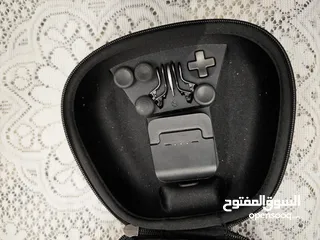  3 اكس بوكس سيريس اكس مع ايد عدد 2 وحده خربانه أو ايد 2 Elite Seriesمع سماعت ريزر الخاصه بل Xbox x