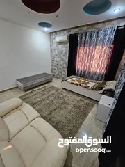  9 شقه فاخره للبيع