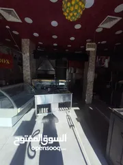  11 محلات للإيجار