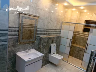  11 شقة طابقية فاخرة للبيع في خلدا  - قرب دوار السكر طابق ثاني 215م تشطيب سوبر ديلوكس