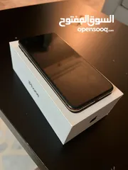  9 ايفون xs max للبيع بحالة الوكالة مع كرتونتو الاصلية