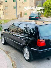  10 ماتور  1600 سمي قير 5 غيار  دهان جديد  هيئة اماميه جديده  صنوبرصات جديد  كوشوك خلفي وكاله امامي نص ع