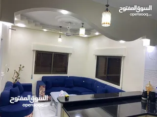  8 شقق مفروشة للإيجار  (يومي اسبوعي )/للعائلات فقط. شقق العقبة - الثامنة طابق ثاني هندسي-شقق الثامنة عخ