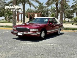  2 Buick Roadmaster 1993 (Red)