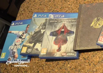  2 Ps4 500g بلايستيشن 4 و ثلاث ايدين اصليات شغالة 100٪؜ مع كامل اسلاكها