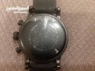  3 ساعه للبيع امبيريو ارماني