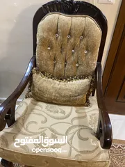  10 طقم كنب ضيوف مستعمل