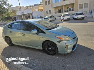  6 تويوتا بريوس 2012  هايبرد  فحص مرفق  السعر قابل للتفاوض  اربد