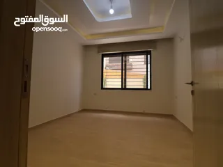  21 شقة شبه أرضي مساحة (190م) داخلي (100م) خارجي للبيع في أرقى مناطق ام حجير شفا بدران