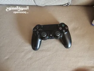  2 بلايستيشن 4 للبيع