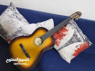  7 قابل للمفاوضه fitness guitar غير مستعمل وكاله