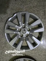  3 Nissan Altima 2017 Genuine / Original Used Wheel Cups available for sale