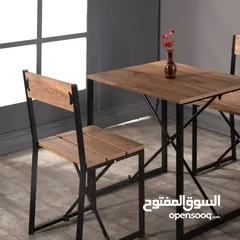  4 طاولة مع كرسيين