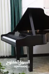  19 گراند بيانو