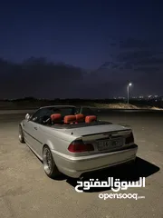  18 BMW 325 convertible