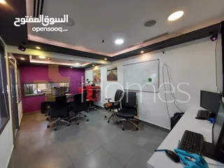  4 مكتب مؤجر بدخل جيد و مجمع مخدوم في ضاحية الامير راشد , بمساحة 200م.
