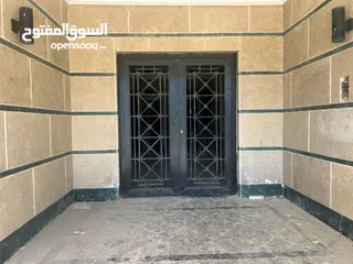  14 شقة 173 م بالعاصمة الاداريه تطل ع البرج الايقوني
