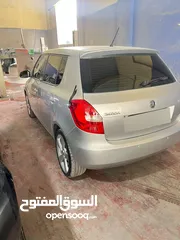  2 سكودا فابيا 2014