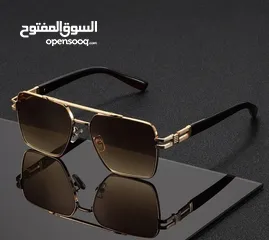  4 إطار مربع كبير الحجم يأتي بنمط أنيق وأنيق بحد ذاته، مما يجعل منه إكسسوار عصري مناسب للرجال والنساء..