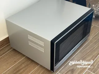 7 مايكروويڤ باناسونيك فري ستاند اكبر حجم بحالة ممتازه جميل جداً 44 لتر