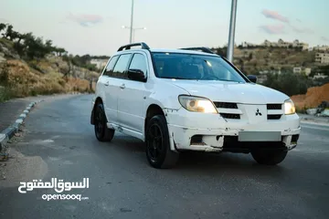  1 ميتسوبيشي اوتلاندر