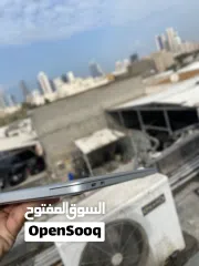  5 MacBook Pro 2017 model like brand new zero scratch’s