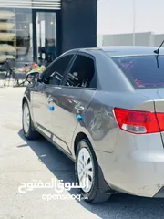  10 كيا سيراتو 2012