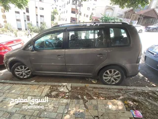  4 وران 2010 ديزل اوتوماتيك 7 غيار متور 1900  6+1 ركاب  تامين و ترخيص لنهاية شهر 1   فحص نظيف للبيع كاش