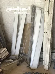  2 رفوف حديد للبيع