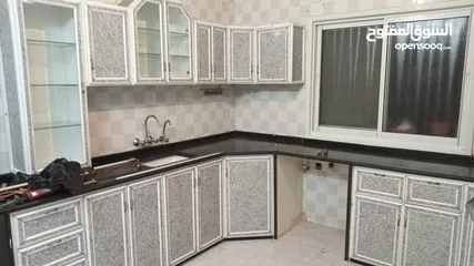  3 شقه للايجار