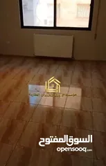  4 شقة فارغة - المدينة الرياضية - 3نوم 1ماستر - 210م - مطلة - قريبة من الخدمات