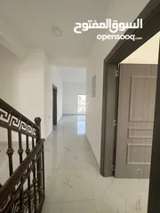  5 فيلا جديدة فالحيل الشمالية بين الشاطئ. و رامز و هايبر ماركت new villa in north Hail