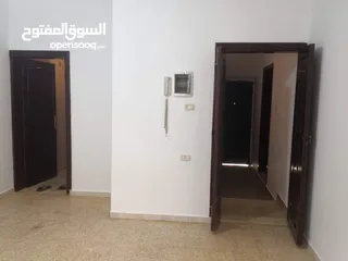  6 منزل بشهادة عقارية أبوسليم مسقوف 180 متر