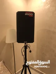  1 سماعه صوتها جداا قوي واضح من الدوليه2000واط