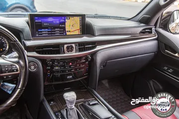  13 Lexus Lx570 Black Edition S  2020