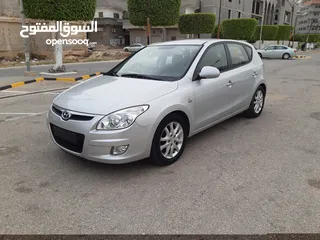  7 هيونداي i 30 للبيع