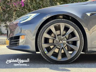  8 Tesla Model S 2021 Long range Plus
