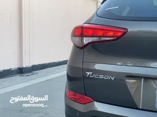  12 Hyundai Tucson 2018