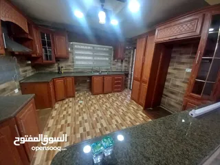  1 شقة طابق اول شبه جديدة للايجار