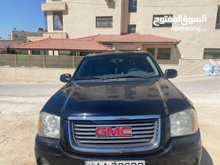  2 GMC Envoy 2008