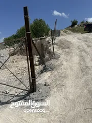  16 استراحة استثماريه للبيع مطله على وادي الريان قوشان مستقل 3،5 دونم مشجرة بالكامل مع مواقف سيارات