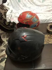  2 خوذة دراجه للبيع