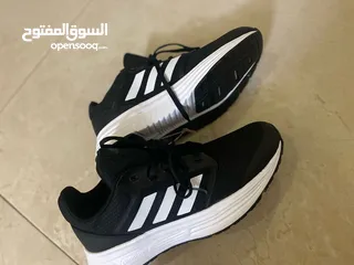  2 بوت اديداس جديد (غير مستعمل)